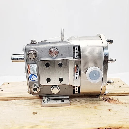 Waukesha Cherry-Burrell Universal 3 Series 030 U3 Rotary Positive Displacement Pump with Tri-Clamp Connections — product image 3 of 11