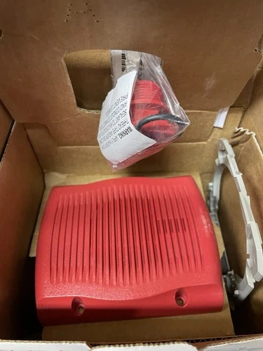 System Sensor SpectrAlert Advance SPRKA Red Outdoor Wall Mount Speaker 25/70V — primary product image