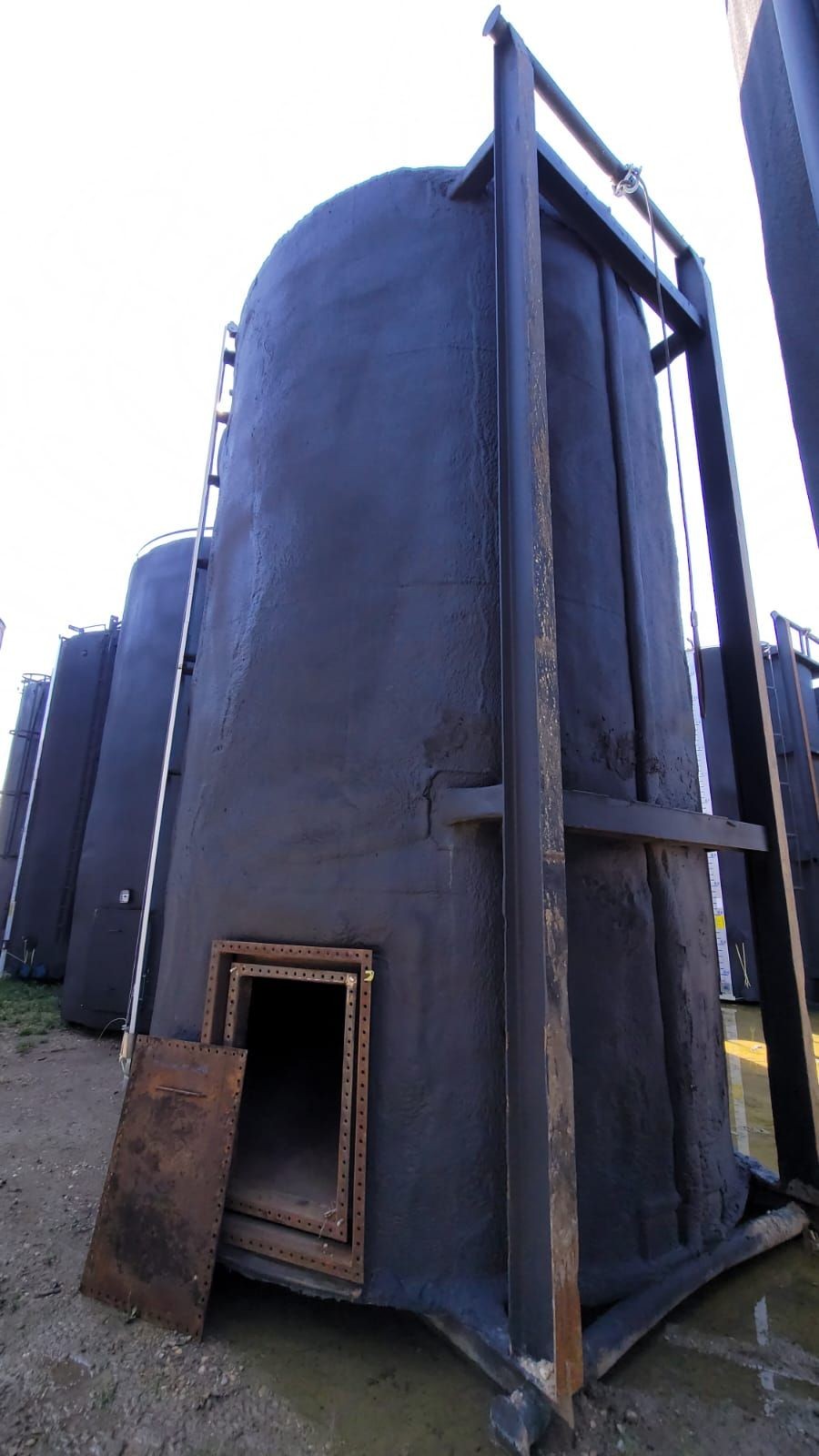 Double Wall 400 BBL Tanks – Refurbished 2025 — product image 5 of 6