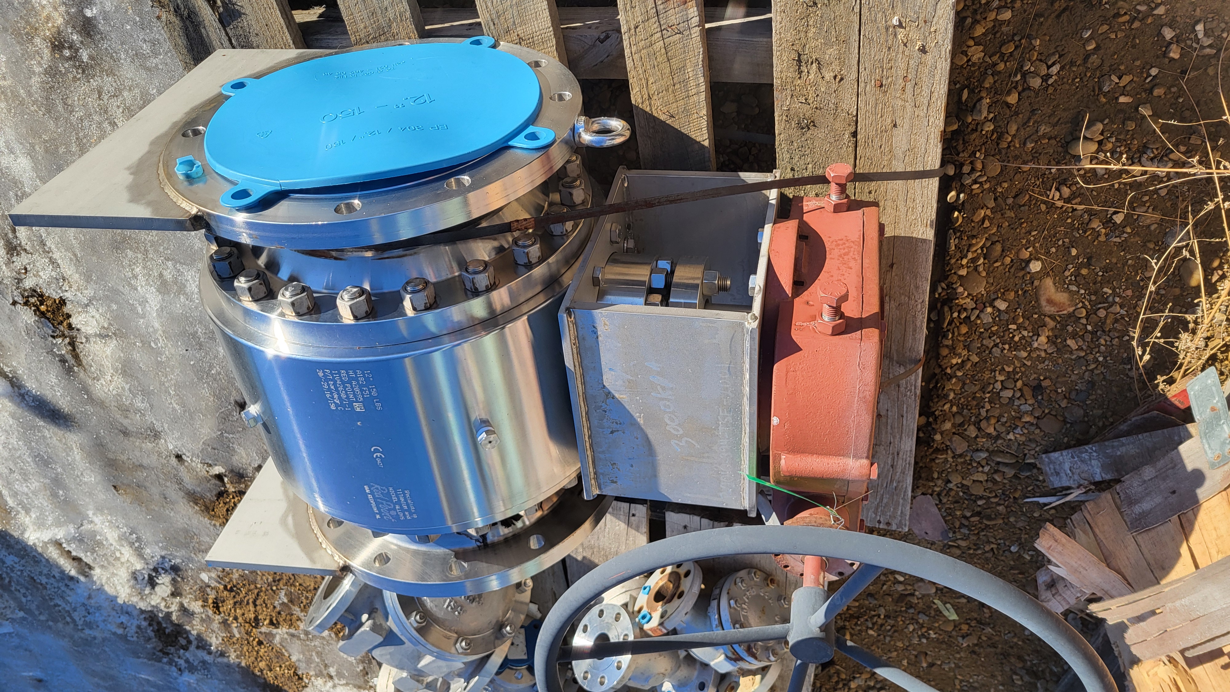 Red Point Stainless Ball Valve 12-Inch 150 Class A182 F51 — product image 3 of 7
