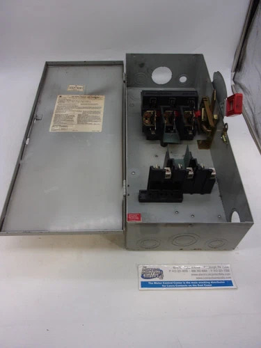 General Electric Heavy Duty Safety Switch TH3363, 100A, 600V, 3P, Fusible, NEMA 1 — product image 4 of 7