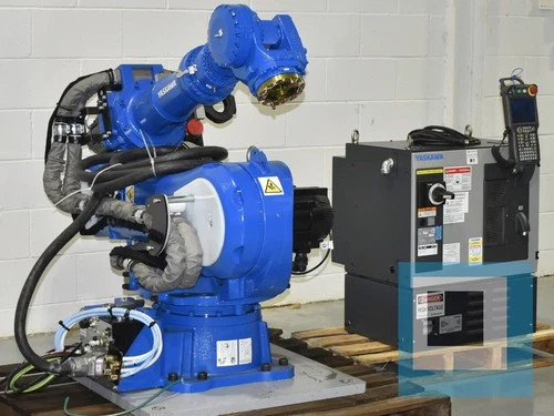 Yaskawa Motoman GP110 6-Axis Industrial Robot with YRC1000 Controller and Pendant