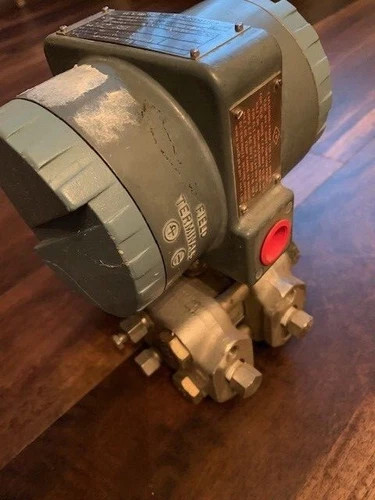 Foxboro 823DP-I3S1NL2 Differential Pressure Transmitter — primary product image