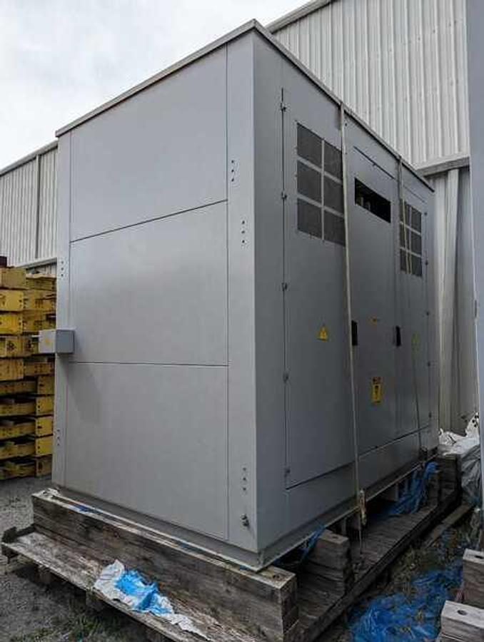 Schneider Electric 5000 kVA Dry-Type Transformer 13.8 kV / 0.6-0.69 kV