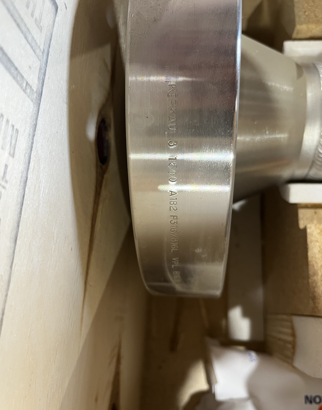 Rosemount 8800D Vortex Flowmeter 8-Inch 150 ANSI Flanged — product image 2 of 3