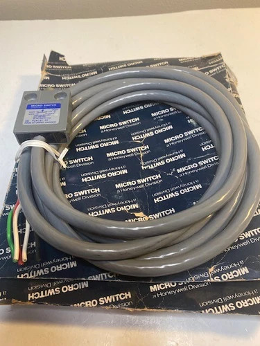 Honeywell MICRO SWITCH 924CE1-S9 Limit Safety Switch — primary product image