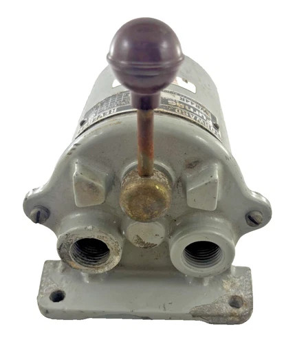 Furnas WR44R Series A Reversing Drum Switch — product image 4 of 4