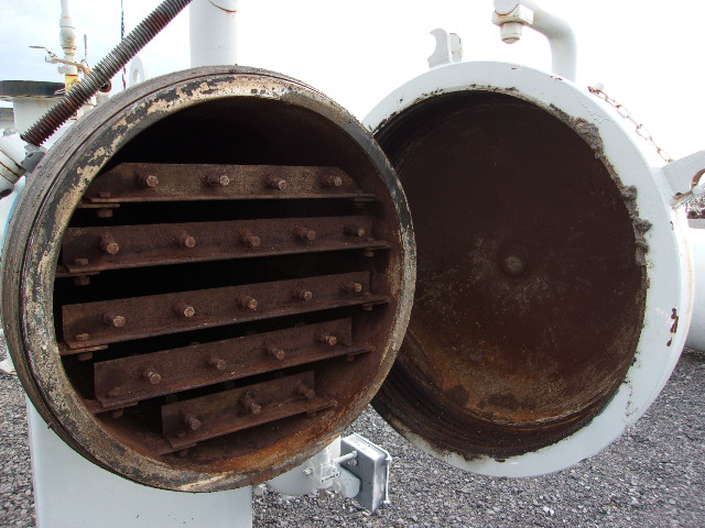 Exterran Horizontal Gas Filter Separator 30" OD x 12'6" S/S — product image 4 of 13