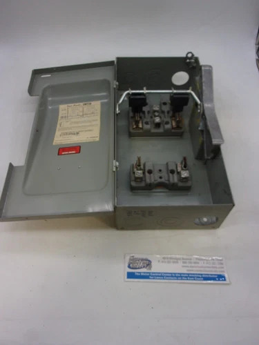 ITE Vacu-Break JN323 Fusible Safety Switch, 100A, 240V, NEMA 1 — product image 4 of 8