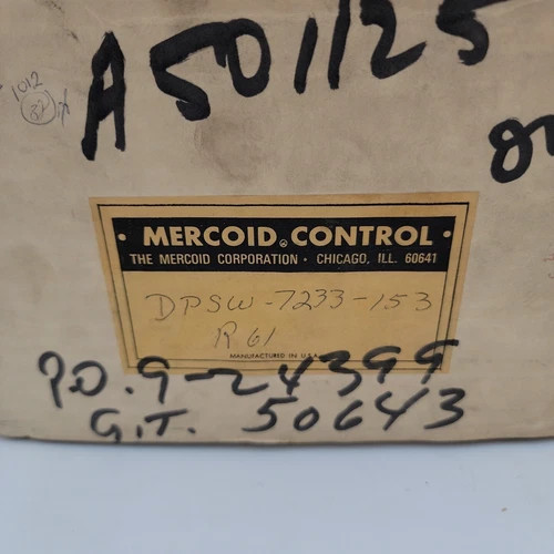 Mercoid DPSW 7233-153-R-61 Differential Pressure Switch — product image 10 of 11