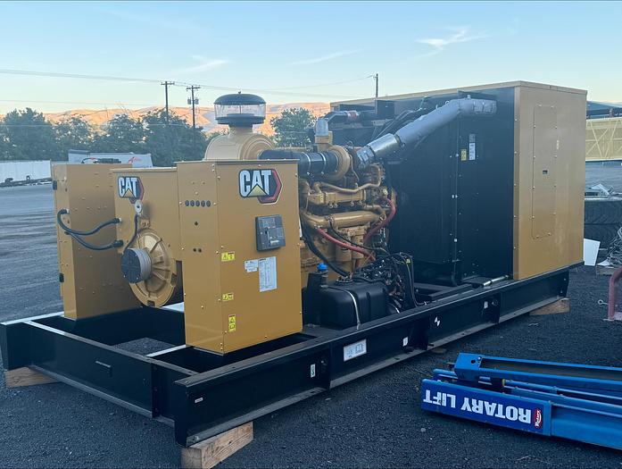Caterpillar C32 1000 kW Diesel Generator Set — product image 9 of 10