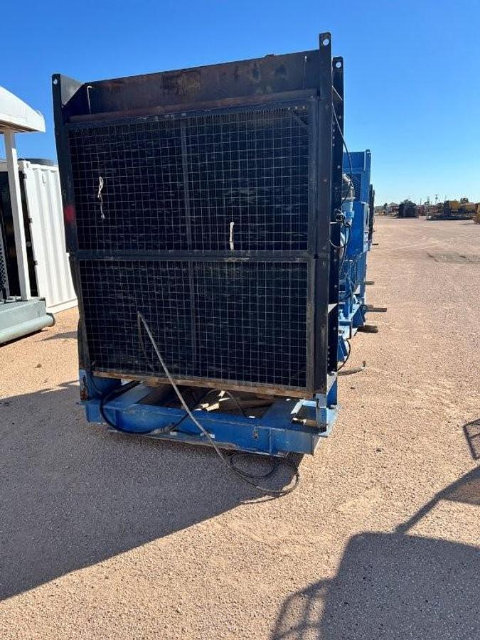 MTU Detroit Diesel 16V2000 M36 R1637M36 Diesel Engine with Radiator Skid — product image 3 of 3