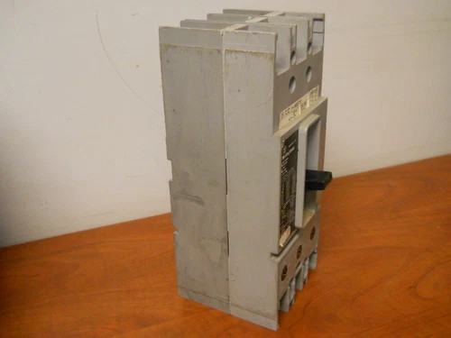 Westinghouse HKB3250F Molded Case Circuit Breaker, 250A Frame, 600V, 3-Pole with HKB3150T 150A Trip Unit — product image 3 of 5