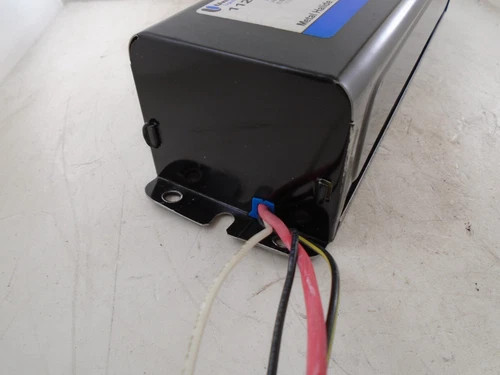 Universal Lighting Technologies 11210506CTC Metal Halide Lamp Ballast — product image 3 of 5
