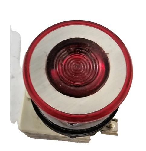Square D 9001KR9P1R Red Illuminated Push-Pull Button Operator — product image 2 of 7