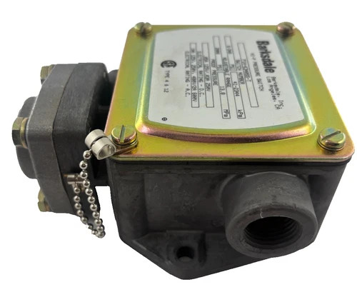 Barksdale P1H-K340SS-T Stainless Steel High Pressure Switch — product image 3 of 7