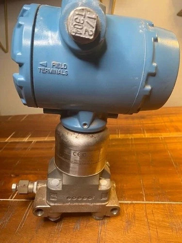 Rosemount 3051S Scalable Coplanar Gauge Pressure Transmitter 3051S2CG2A2E11A1AM5 — primary product image