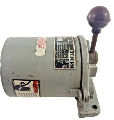 Furnas WR44R Series A Reversing Drum Switch — product image 2 of 4
