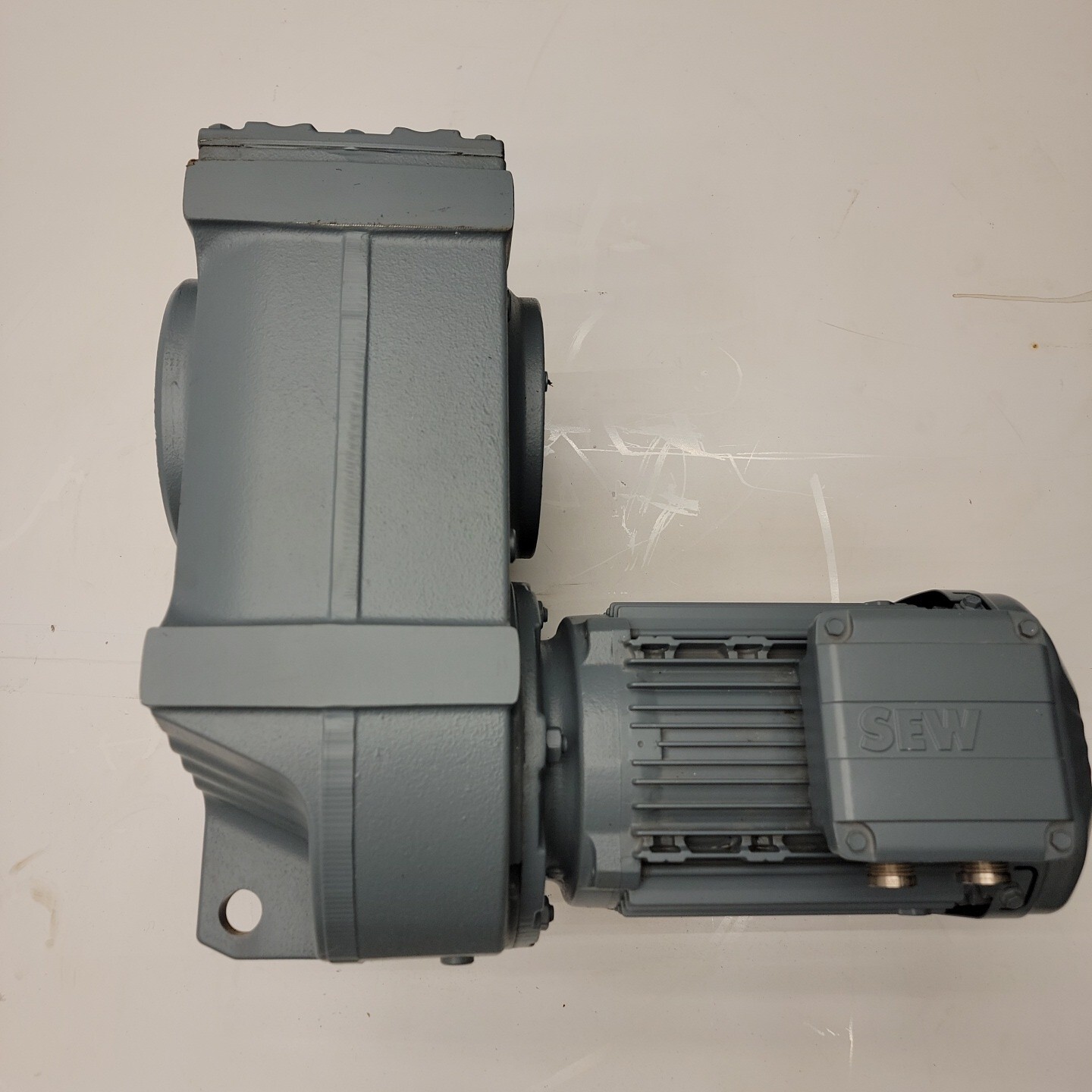 SEW-Eurodrive FA77/II2GD-EDRN90L4/CID2/TF Helical Gearmotor — product image 4 of 10