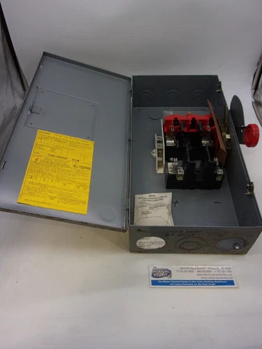 Cutler-Hammer DH223NGK Heavy Duty Safety Switch, 100A, 240V, Fusible, NEMA 1 — product image 4 of 8