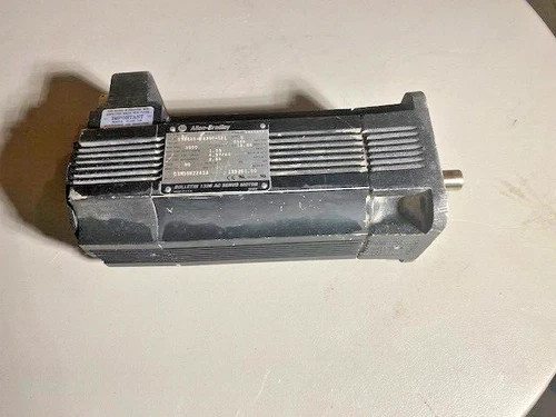 Allen-Bradley 1326AB-B420E-S2L AC Servo Motor — primary product image