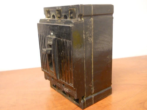 General Electric TEF134100 100A 480V 3-Pole Molded Case Circuit Breaker — product image 4 of 6