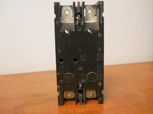 Westinghouse FB2150 150A 2-Pole 600V Molded Case Circuit Breaker — product image 4 of 5