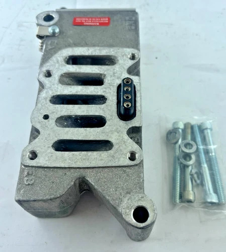 Parker K022090 Double Solenoid Valve Base — product image 2 of 5