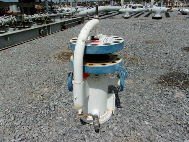 PECOFacet Vertical Gas Filter Housing 8-5/8 in x 16 in