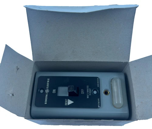 General Electric CR101H11 Manual Motor Starter — primary product image