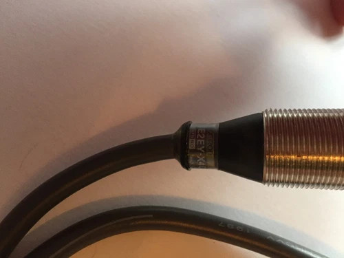 Omron E2EY-X4C1 Inductive Proximity Sensor — product image 2 of 2