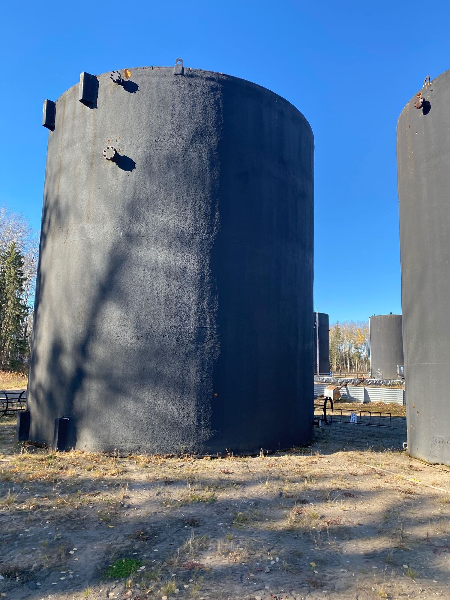 2000 BBL Storage Tank – Insulated — product image 3 of 6