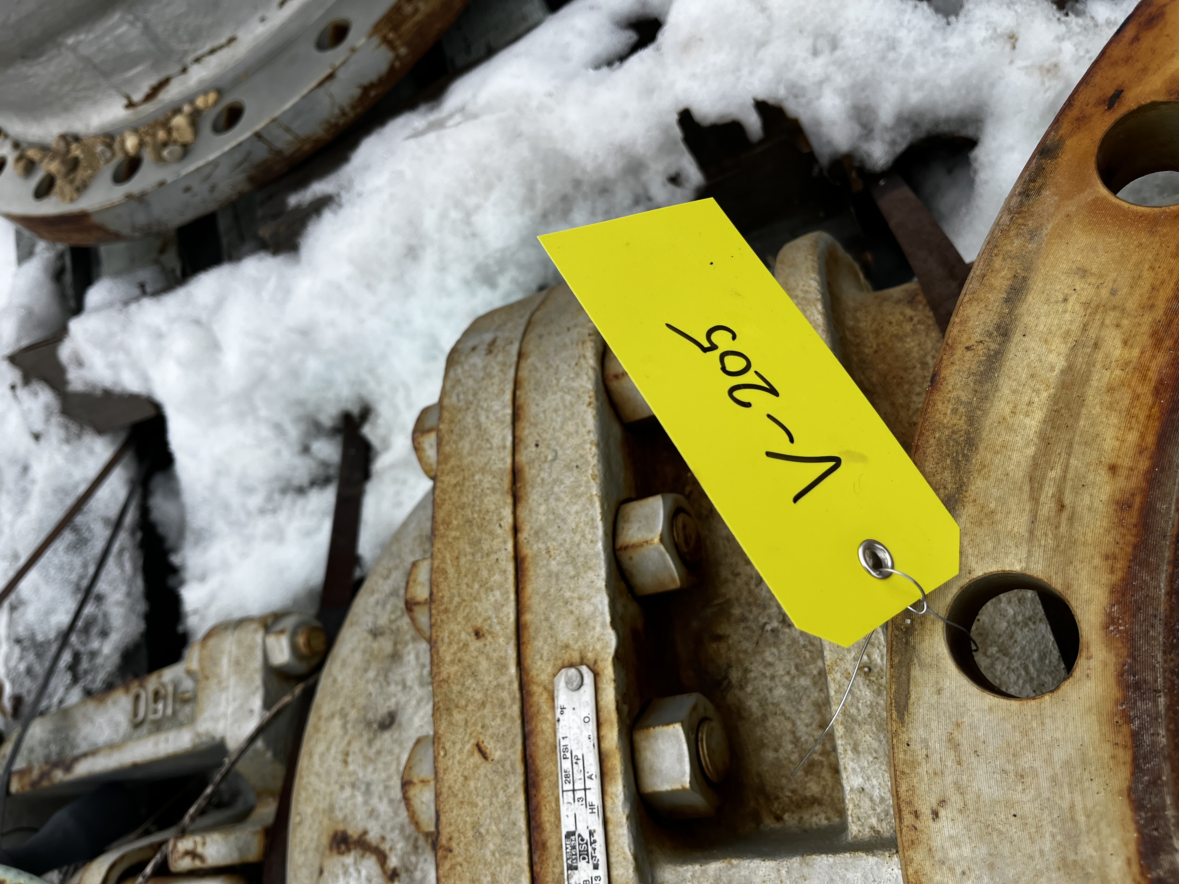 DSI 14 Inch Class 150 Cast Steel Gate Valve FIG 600 637XF with Zy-Tech B6207 Bevel Gear Operator — product image 2 of 5