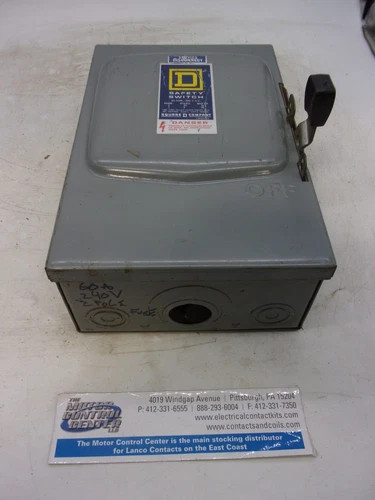 Square D D222N Fusible Safety Switch, 60A, 240V, 2-Pole, NEMA 1 — primary product image