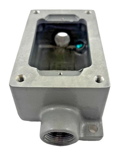 Hubbell Killark SWB-5 Aluminum Feed-Thru Device Box, 3/4 Inch Hubs — product image 2 of 7