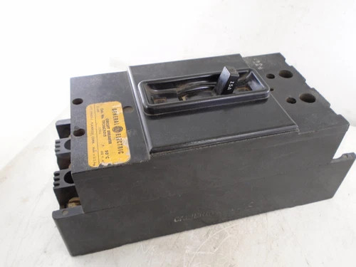 General Electric TF136C5015 3-Pole 15A 600V Molded Case Circuit Breaker — product image 6 of 8