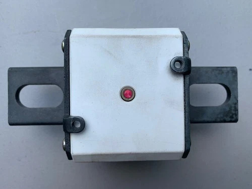 Ferraz Shawmut Protistor Fuse L301471 A070URD73LI0525 525A 700VAC — product image 2 of 3