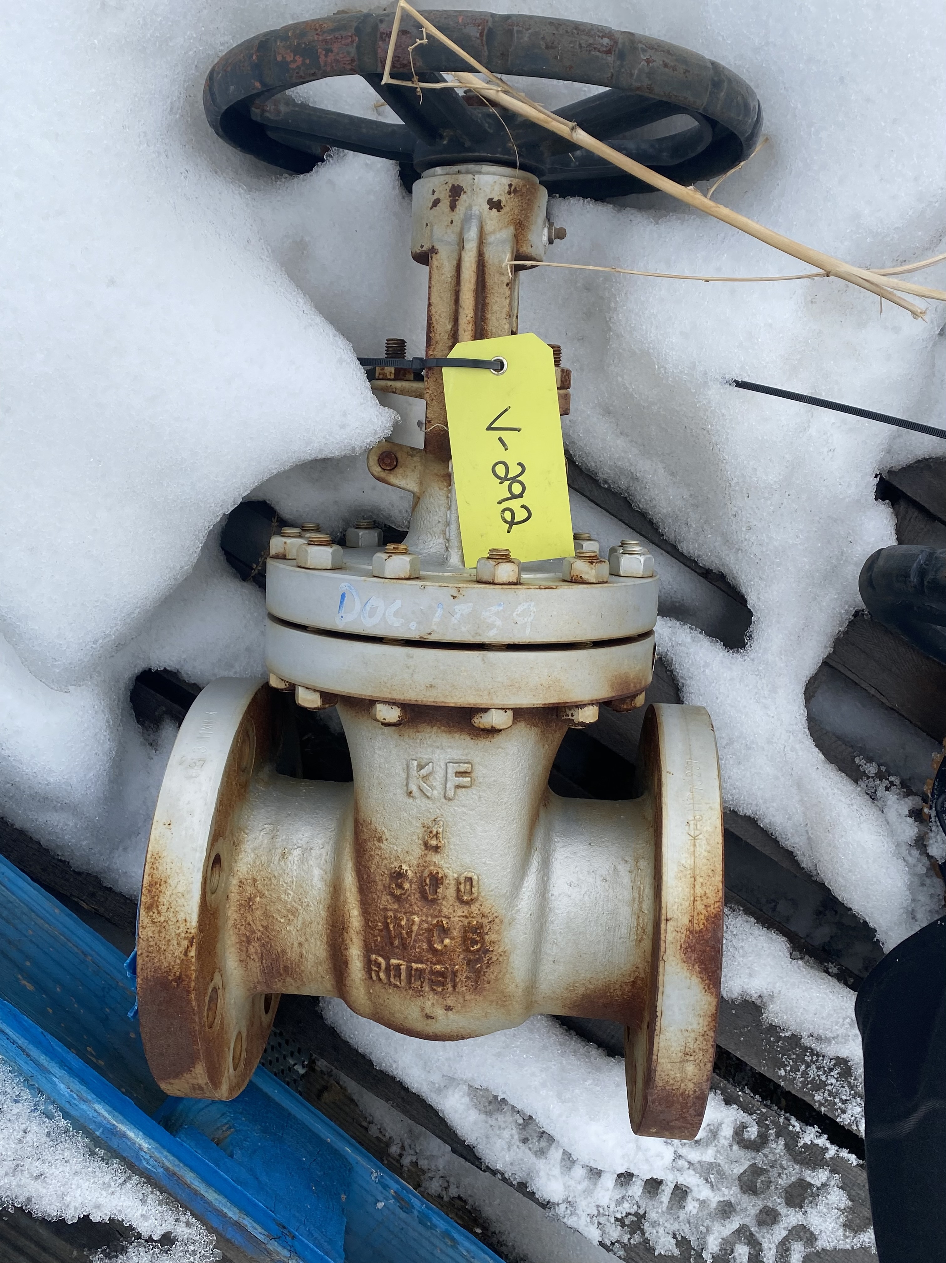 KF Industries 4-Inch Class 300 Flanged Gate Valve GA0301XU — product image 3 of 3