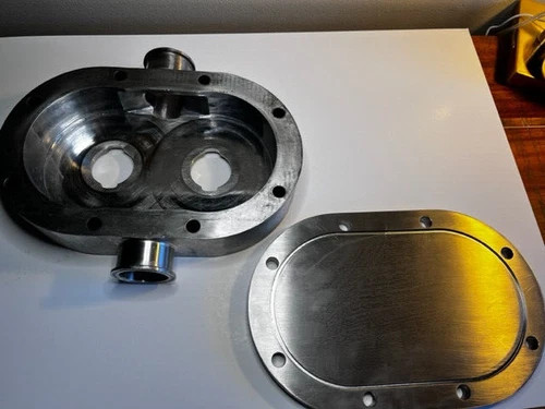 Waukesha Cherry-Burrell Universal 3 Series 045-U3 Positive Displacement Pump Case — primary product image