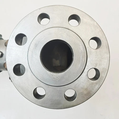Fisher 3" ED CL600 Control Valve CF8M with 657 Size 40 Pneumatic Actuator — product image 2 of 8