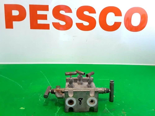 Anderson Greenwood 5-Valve Instrument Manifold M6TRDC-4
