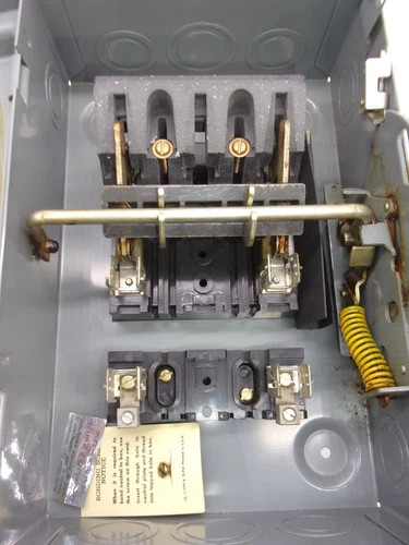 Westinghouse Heavy Duty Safety Switch HF322N — product image 4 of 9