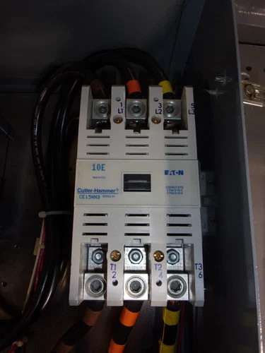 Cutler-Hammer CE15NN3 3-Pole Contactor with 120VAC Coil and Side Mount Auxiliary 9-2756-1 — primary product image