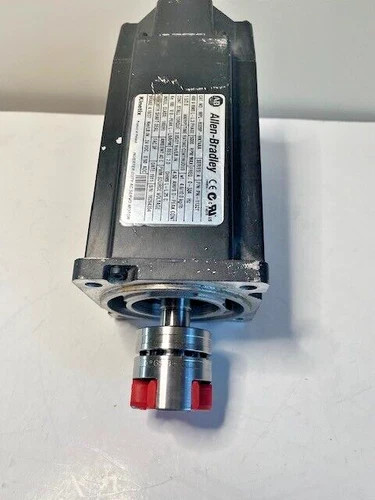 Allen-Bradley MPL-B320P-MK74AA Kinetix MP-Series Low-Inertia Servo Motor — product image 4 of 6