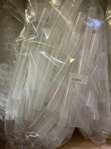 VWR Universal Fit Macro Volume Pipette Tips 1-10mL Natural (Lot of 2800) — primary product image
