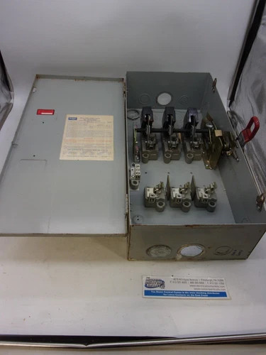 Federal Pacific H1136SN Heavy Duty Fusible Safety Switch — product image 5 of 9
