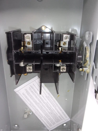 Eaton DG223URB 100A General Duty Safety Switch — product image 5 of 8