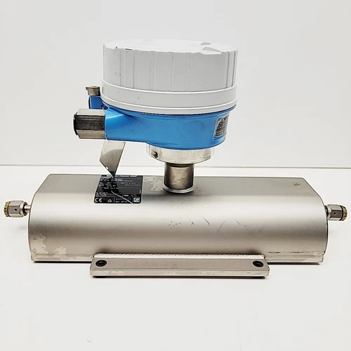 Endress+Hauser Promass A 100 Coriolis Mass Flow Meter 8A1B02-13L9/0 — product image 2 of 14