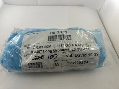 L3 Steatite Long Grommet - Part 1231203343 (Pack of 200) — product image 2 of 2