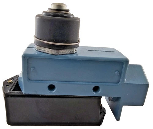 Honeywell Micro Switch BZE6-2RN Enclosed Limit Switch — product image 4 of 9